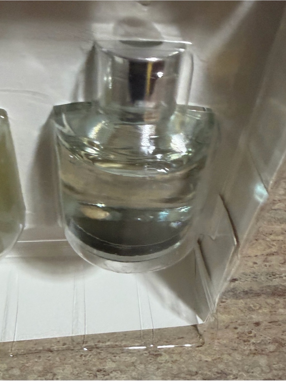 3-Scent Reed Diffuser Set with Reeds - Picture 16 of 16